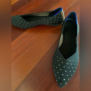 Rothy’s points-8.5